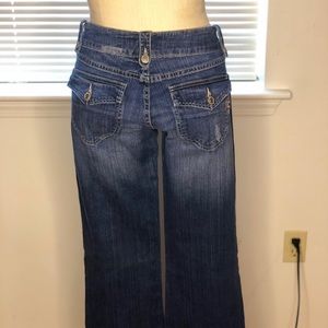 Miss Me bootcut Reminisce Jeans